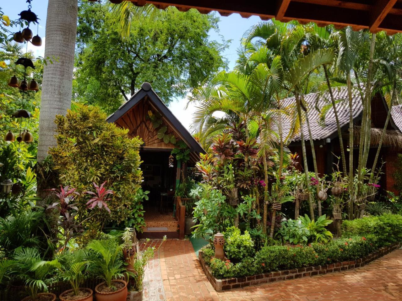 Thongbay Guesthouse Luang Prabang Exterior foto